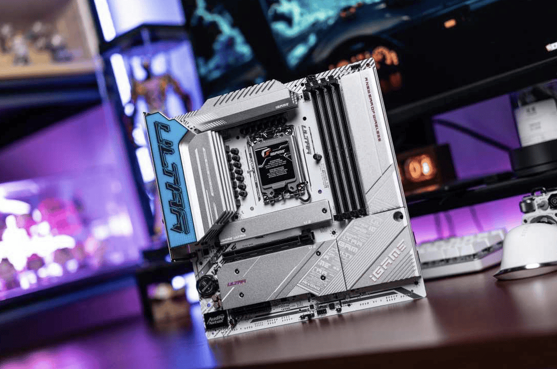 七彩虹 iGame B760M ULTRA Z D5 背插主板开售：首发价 1099 元