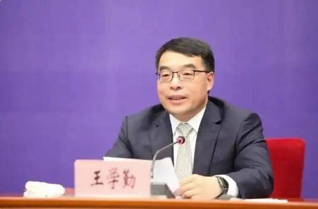 卸任市委书记3天后<strong></p>
<p>ico以太坊</strong>，55岁的他任省政府党组成员！