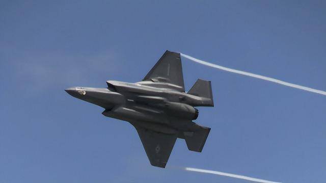 美军：飞行员慌乱中弃机弹射时<strong></p>
<p>以太坊交易平台</strong>，F-35战机并未失控