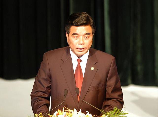 曾任市委书记后降为副厅的他<strong></p>
<p>eth地址</strong>，被查了