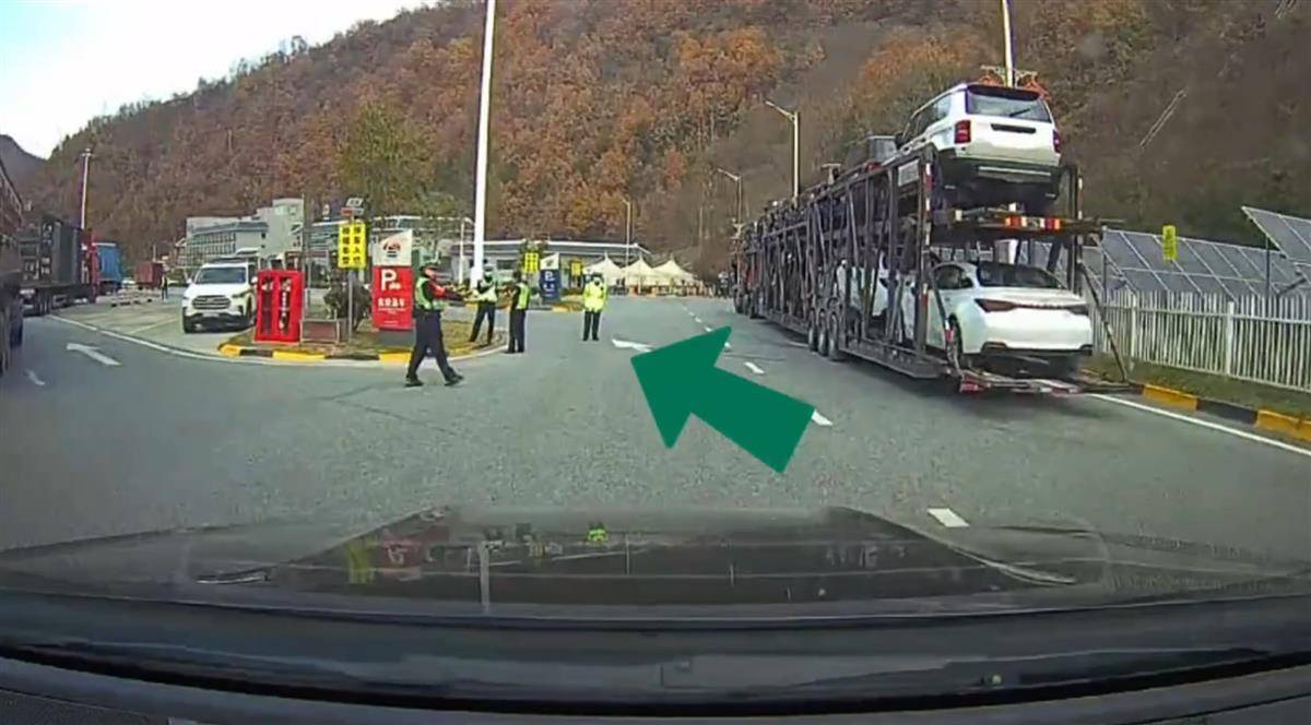 网红博主反映交警在高速上设卡查超速<strong></p>
<p>eth区块链</strong>，质疑其滥用职权，汉中警方回应