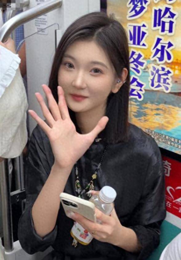 女孩身高2米26貌美如花<strong></p>
<p>eth走势</strong>，妈妈天天发愁：白长这么漂亮，没人敢追