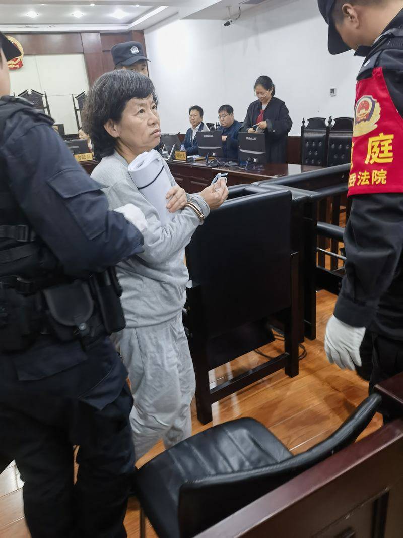 律师高丙芳代理农民工讨薪案涉“虚假诉讼”一审获刑四年<strong></p>
<p>eth交易平台</strong>，将上诉