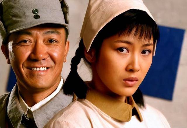 富商周旭辉<strong></p>
<p>eth币价格</strong>，44岁娶小12岁女星童蕾，获刑3年后，妻女过得如何？