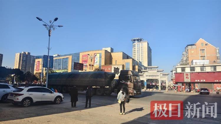 “没料到政府宁可多花钱让公路改道”<strong></p>
<p>比特币美元</strong>，江西“最强钉子户”独守孤房