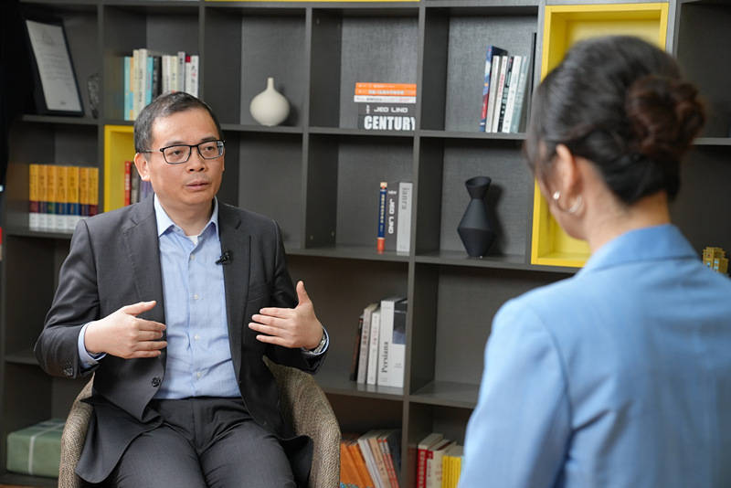 陆挺：1.7亿农村老人月均养老金200多<strong></p>
<p>比特币钱包</strong>，农民的社保没跟上国家经济发展