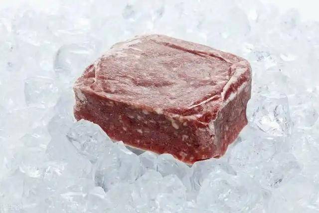长期吃久冻的肉危害大<strong></p>
<p>比特币大跌</strong>？冰箱里的肉冻多久就不能吃了？医生说清楚