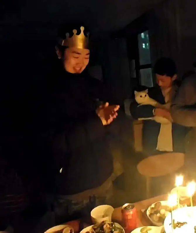 痛心！她于凌晨不幸去世<strong></p>
<p>比特币之父</strong>，年仅19岁