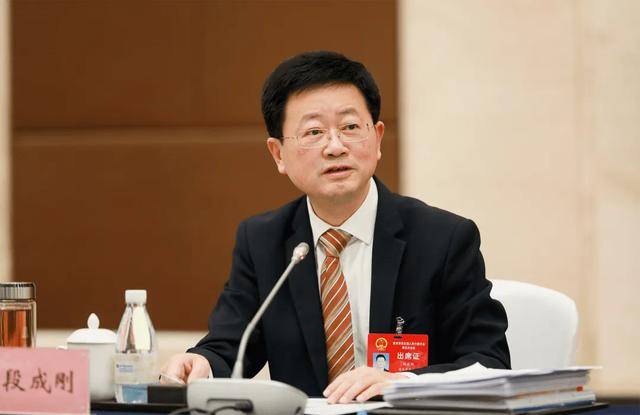 重庆：坚决拥护党中央决定<strong></p>
<p>比特币新闻</strong>，深刻汲取教训