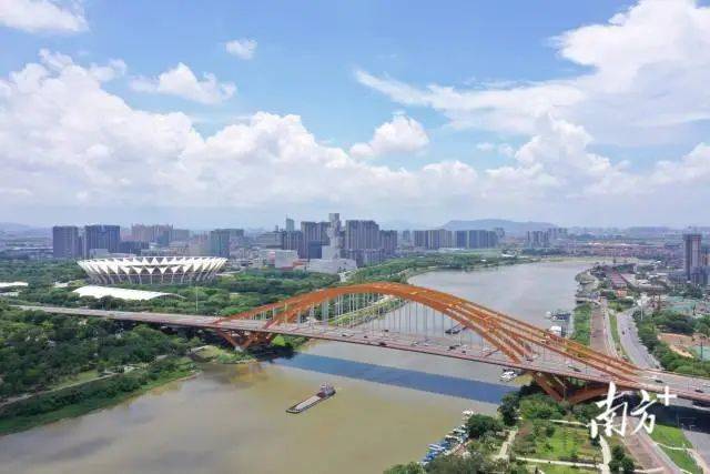给五区干部开会<strong></p>
<p>中国比特币</strong>，佛山市委书记发出“灵魂三问”