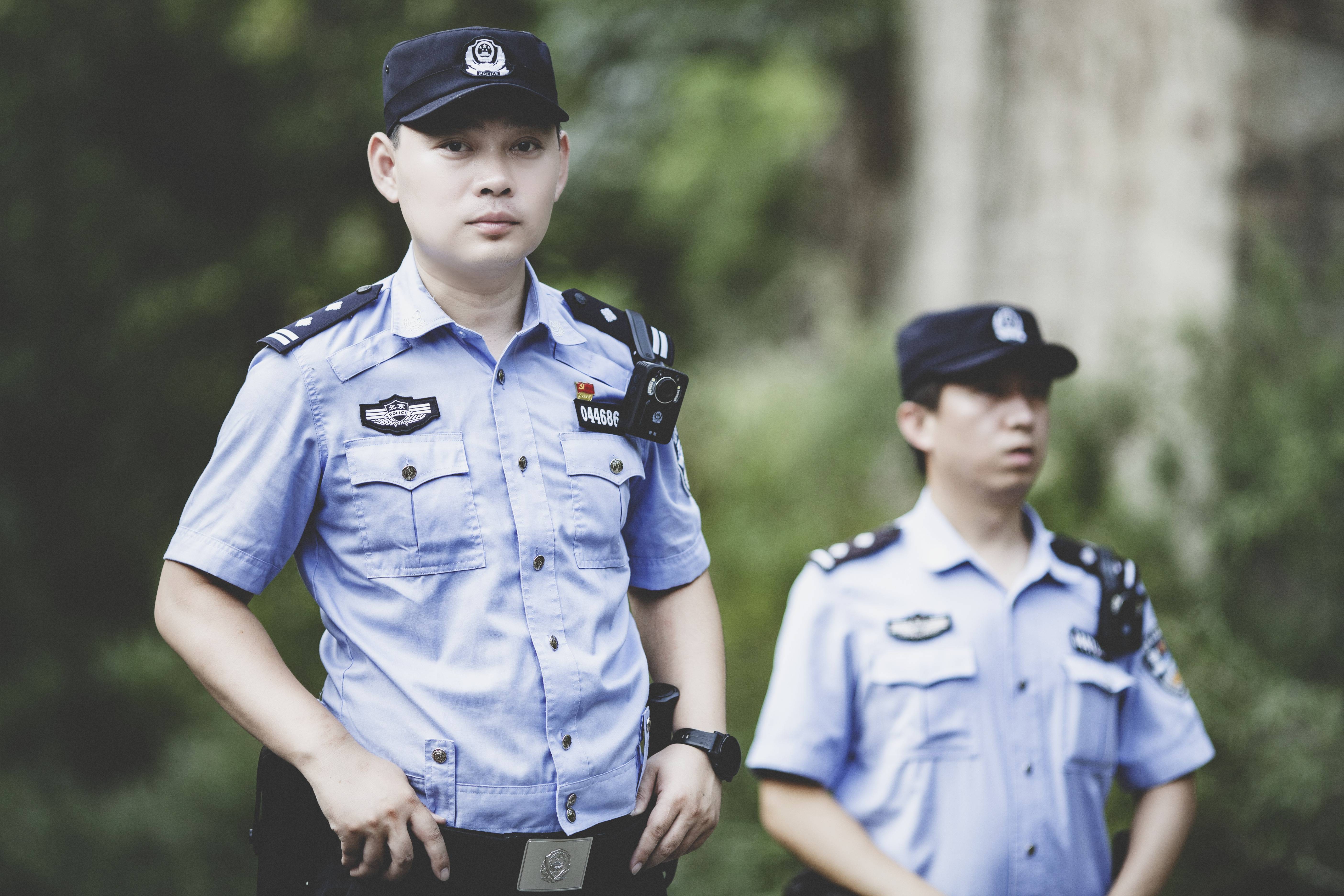 森林警察韩孟祺：乔装成驴友潜伏密林中<strong></p>
<p>比特币挖矿机</strong>，抓获“粘鸟”嫌疑人