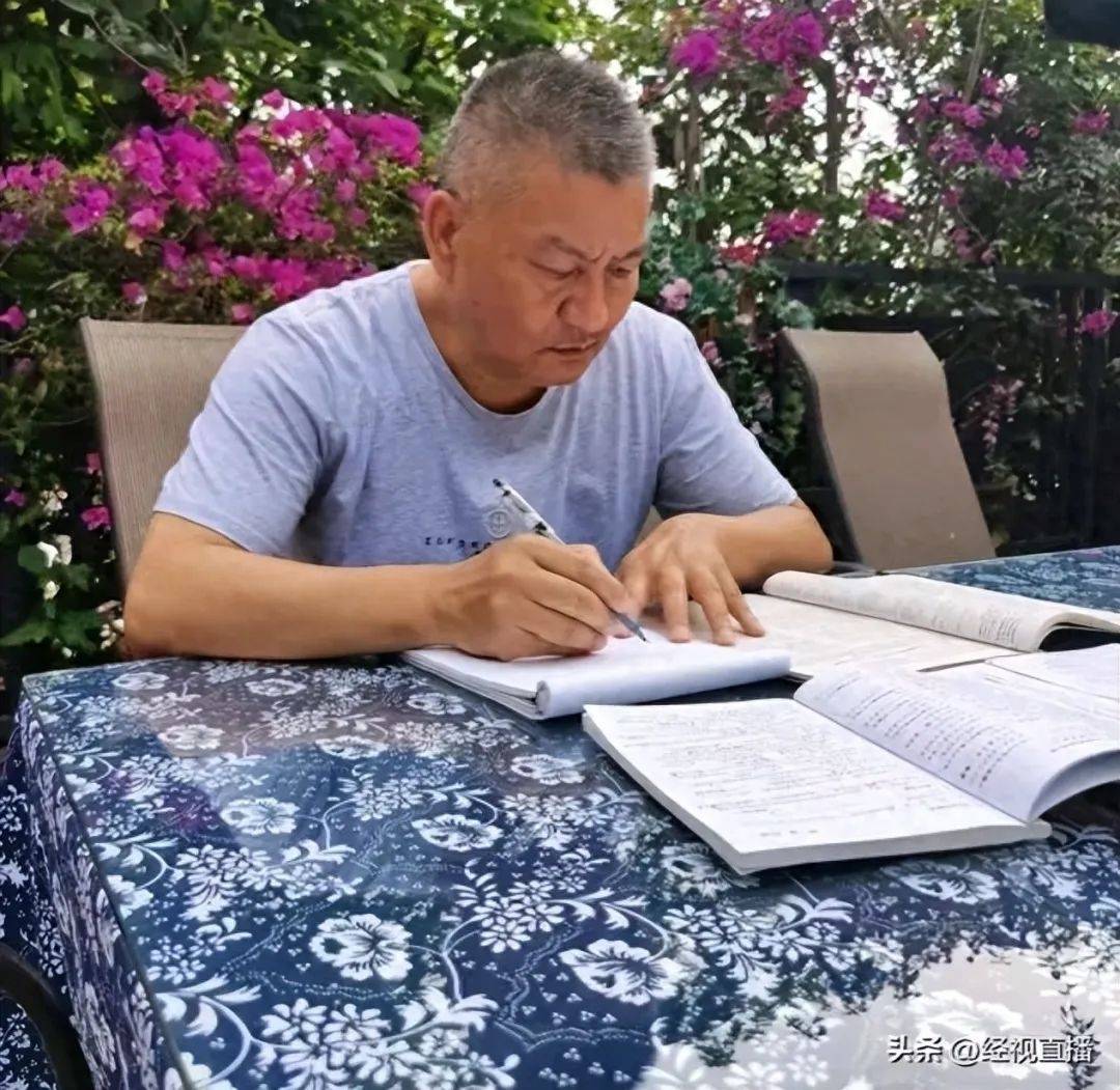 58岁梁实备战第29次高考<strong></p>
<p>比特币勒索病毒</strong>，谈多次落榜：31岁已赚100万，也许用光前半生运气