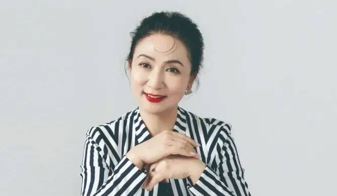 国家一级演员陈丽云<strong></p>
<p>比特币行情走势图</strong>，被逮捕
