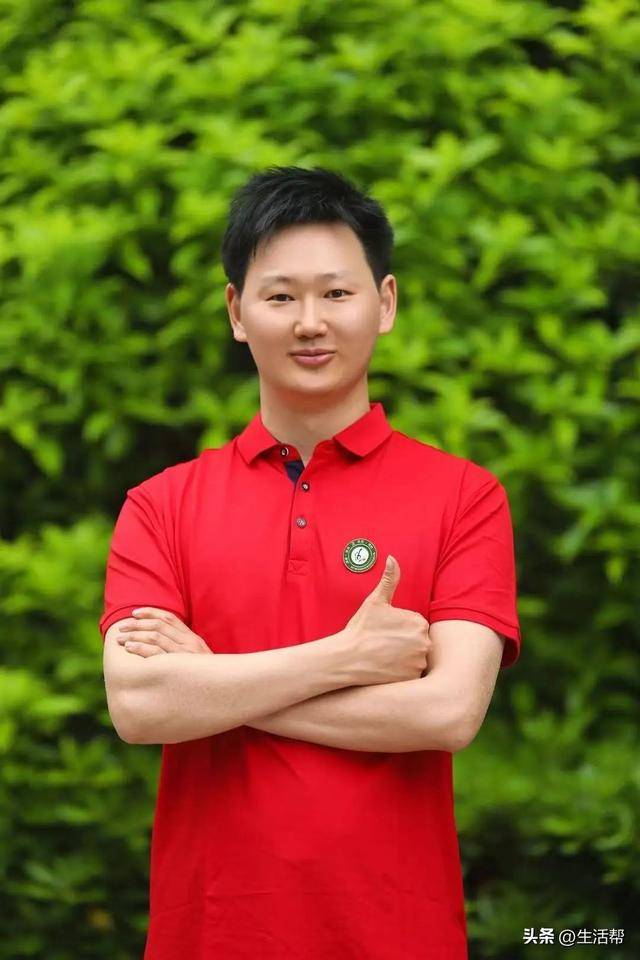 就差3分！清华毕业教师高考637分<strong></p>
<p>贺岁</strong>，承诺不到640分请全班吃饭