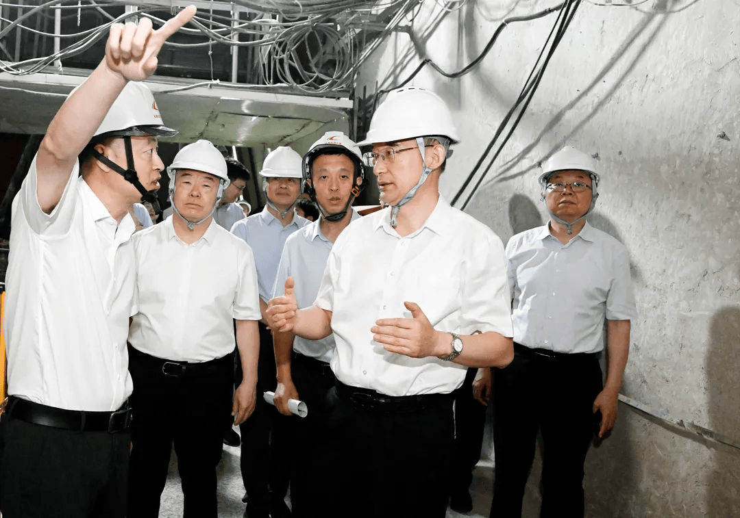 “能不吊顶就不吊顶<strong></p>
<p>币安app官网</strong>，能不贴砖就不贴砖”，吉林省委书记调研历史建筑修缮