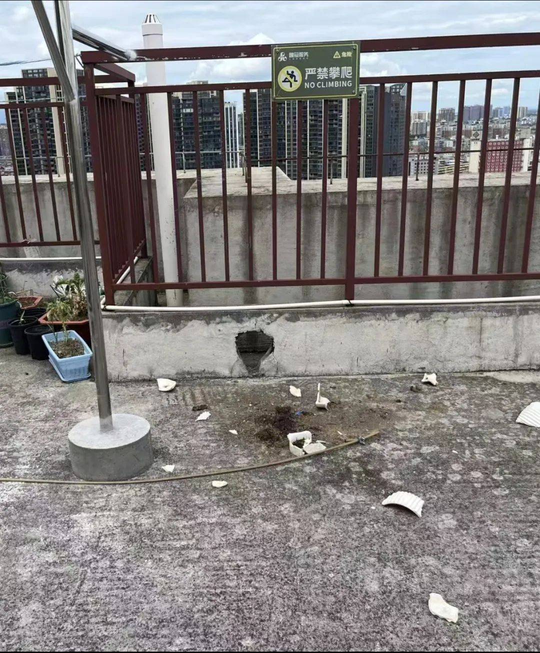 湖南衡阳29岁女子疑被男友施暴后从25楼跳下身亡 男友徐某此前还刺激说：“你放心<strong></p>
<p>狗币</strong>，她不会去死的”