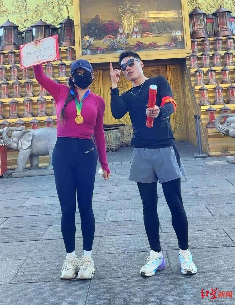 揭秘峨眉山陪爬团队：已陪爬千名游客九成为女性<strong></p>
<p>狗狗币价格今日行情</strong>，不会主动拉背扛抱，主要保障安全
