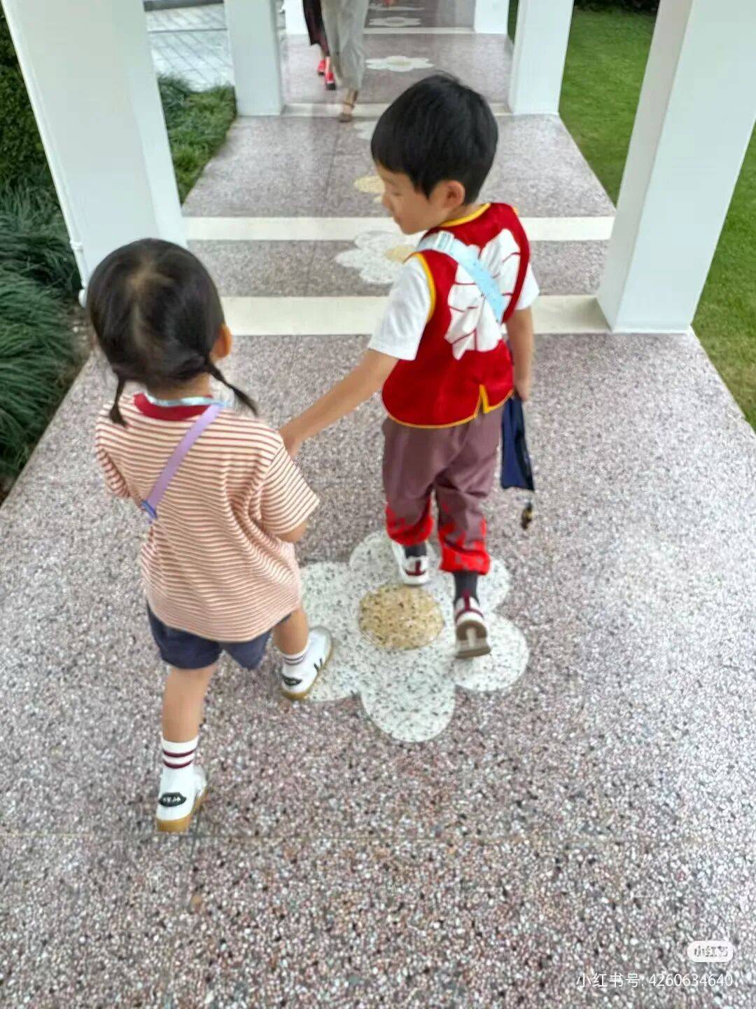 许昕从新疆赶回上海<strong></p>
<p>狗狗币实时行情</strong>，今天送儿子女儿开学：老妹儿幼儿园第一天！