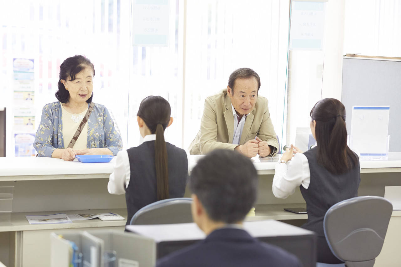 退休后<strong></p>
<p>狗狗币实时行情</strong>，他们重新开始上班：“工资不高，图个开心”