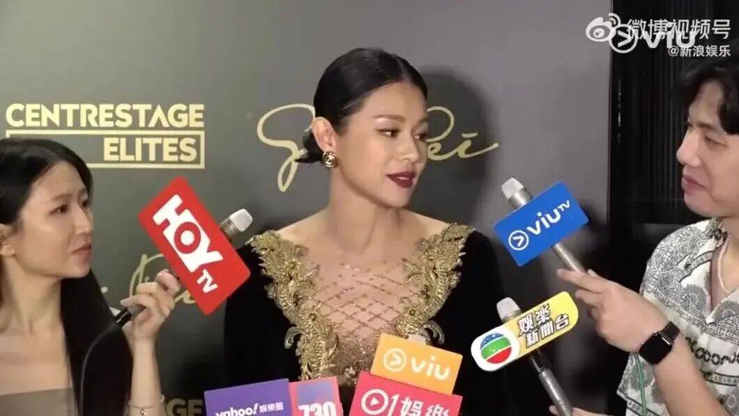 演员胡杏儿回应老公独自去夜店被拍：很正常的社交<strong></p>
<p>马斯克</strong>，都是好朋友