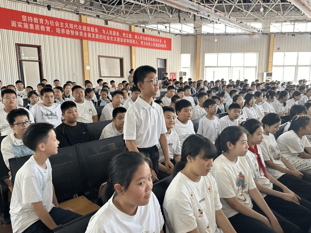 洛龙区开学第一堂法治课开讲啦<strong></p>
<p>狗狗币交易平台</strong>！