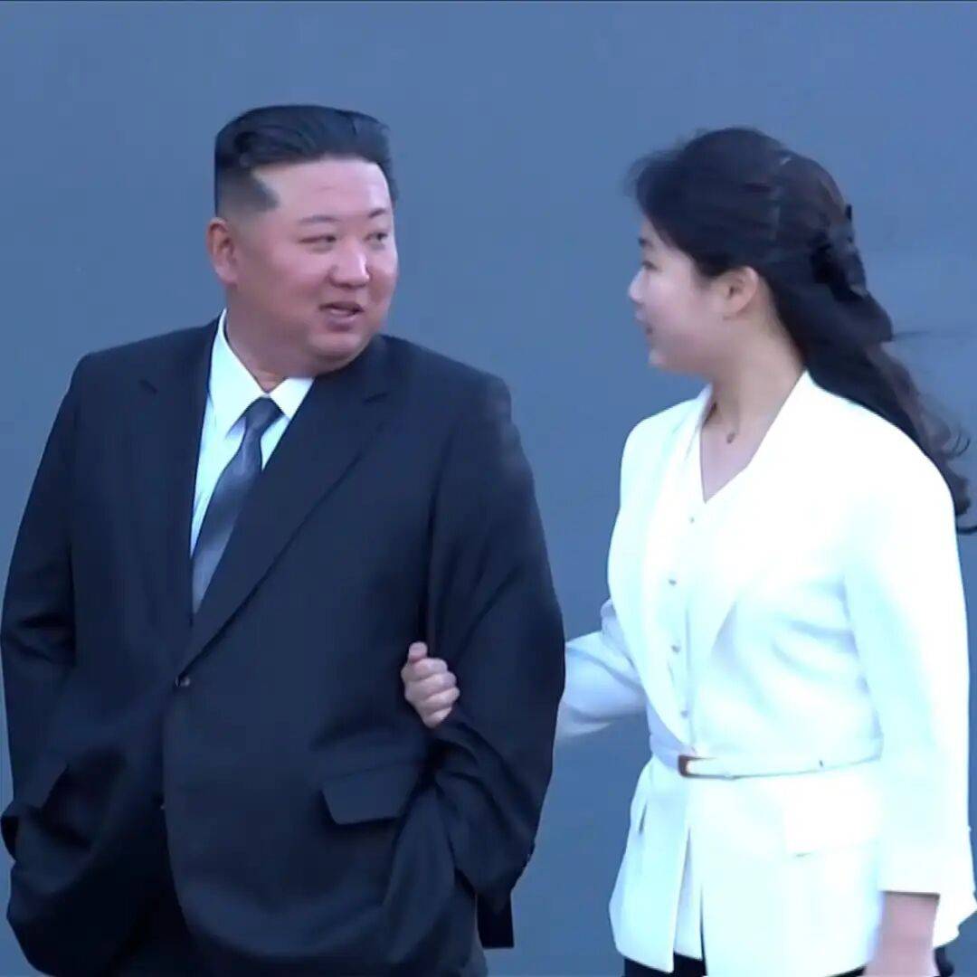 金正恩女儿首登国际舞台<strong></p>
<p>狗狗币创始人</strong>，引爆接班传闻！英国首相被架空，工党内斗成全武行…
