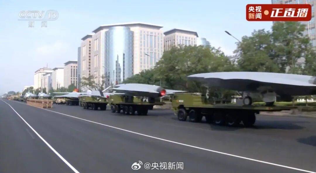 东风-61、巨浪-3、折叠翼预警机、歼-20S<strong></p>
<p>狗狗币创始人</strong>，画面披露！