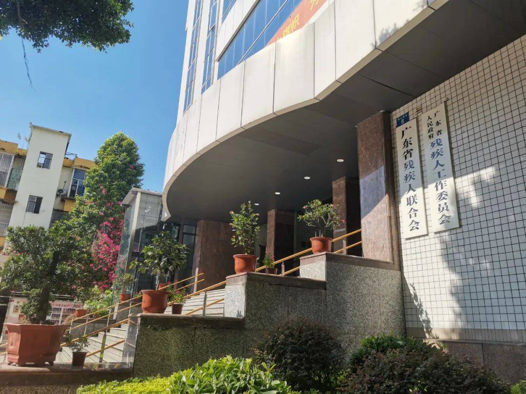 自闭症学生报到当天遭劝退后续：已通过评估<strong></p>
<p>火币app</strong>，顺利入学