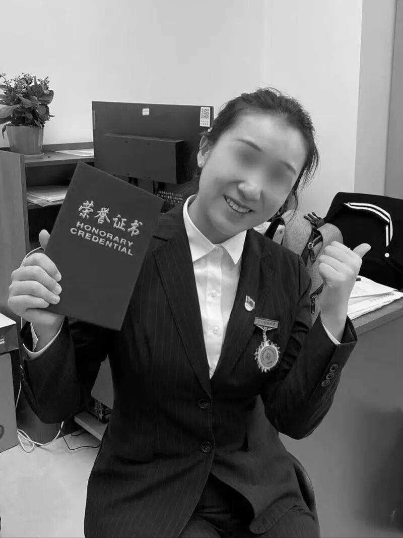 28岁女律师被砸中身亡<strong></p>
<p>火币官网</strong>，家属索赔200多万