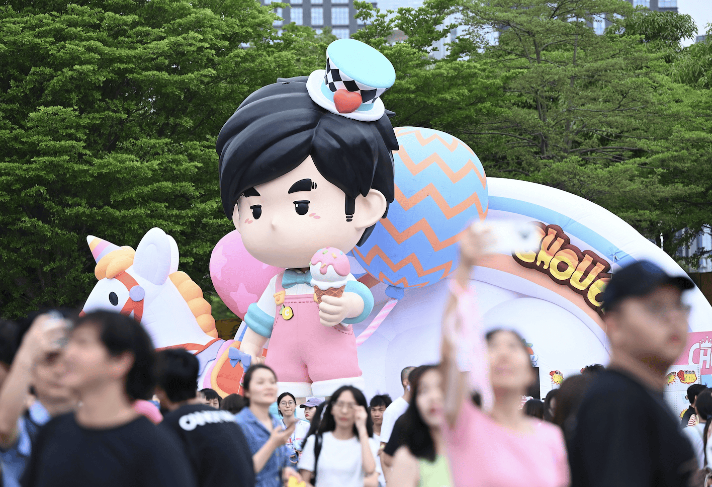 周杰伦济南演唱会一票难求<strong></p>
<p>火币官网</strong>，有商家出租“写字楼观景窗”，报价最高1000元