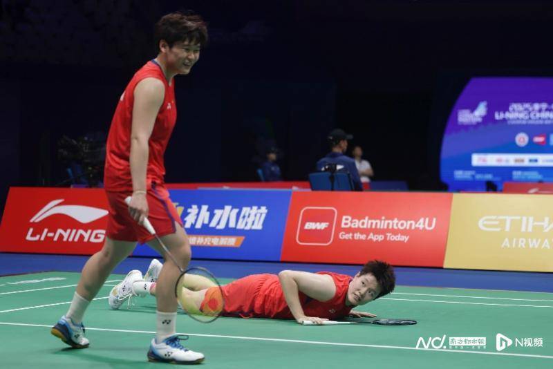 中国羽毛球大师赛16强战<strong></p>
<p>中国火币网</strong>，国羽五项锁定11个八强席位