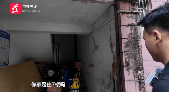 心酸！12岁男孩“独居”贵阳一安置房内<strong></p>
<p>中国火币网</strong>，父亲回应：迫于无奈，因为……