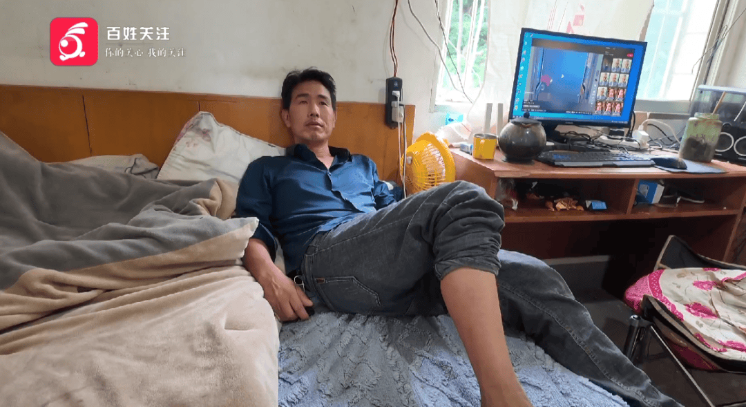 心酸！12岁男孩“独居”贵阳一安置房内<strong></p>
<p>中国火币网</strong>，父亲回应：迫于无奈，因为……