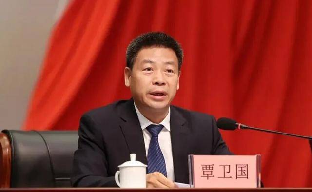 中央批准任省委常委后<strong></p>
<p>中国火币网</strong>，他被免去副省长职务