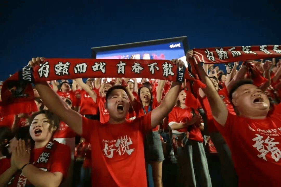 省级“苏超式”足球联赛持续扩容<strong></p>
<p>中国火币网</strong>，多地创下现场观赛人数纪录