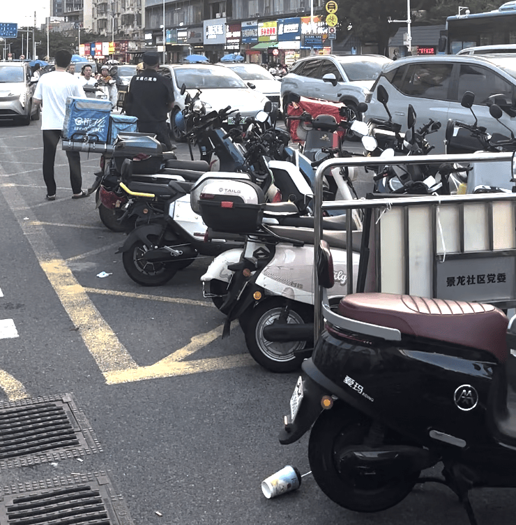 深圳一医院门口被指“举步维艰”<strong></p>
<p>火币交易平台</strong>！整治后记者实探:仍很堵
