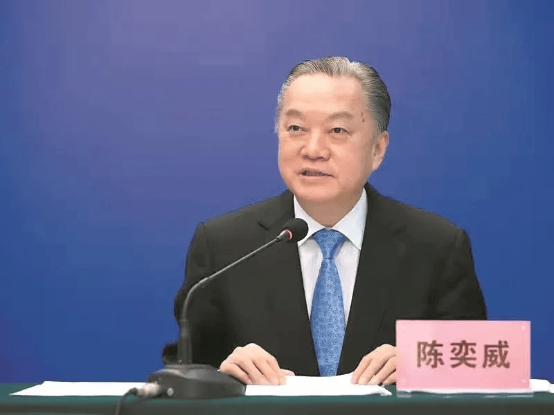 原厅长陈奕威多次“吃老板”<strong></p>
<p>火币交易平台</strong>，饮用茅台等高档酒水、食用高档菜肴