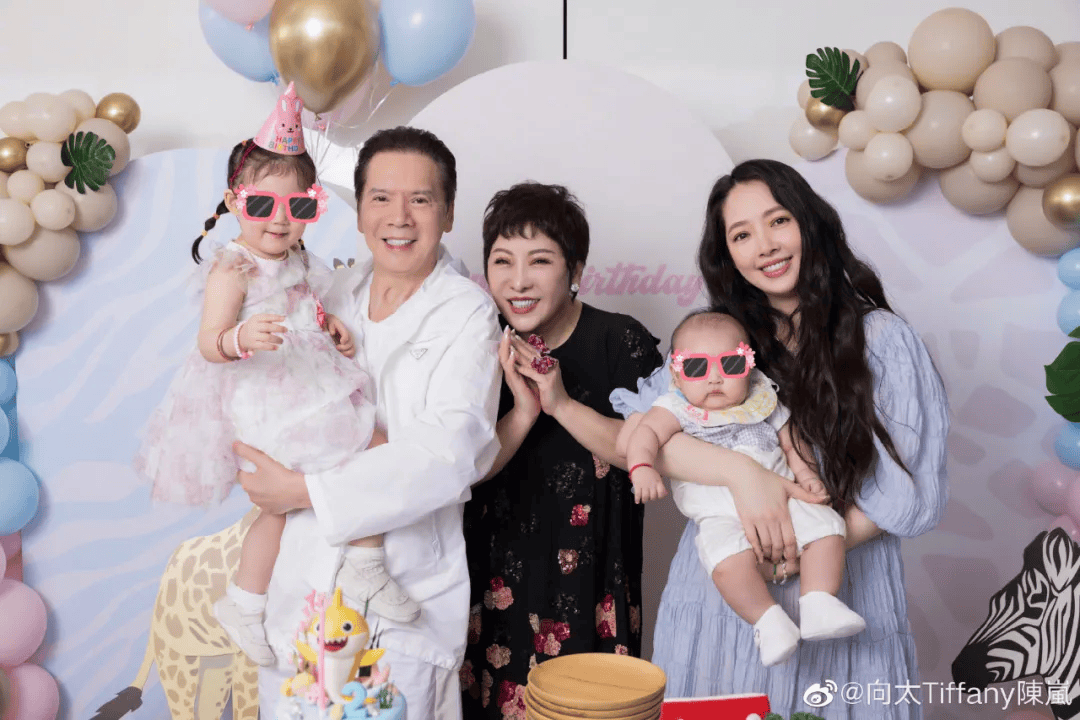 向太回应“向家破产”传闻：珠宝、豪宅都在<strong></p>
<p>火币网下载</strong>，还养着1000多名员工；向佐力挺：说话的人请有点底线