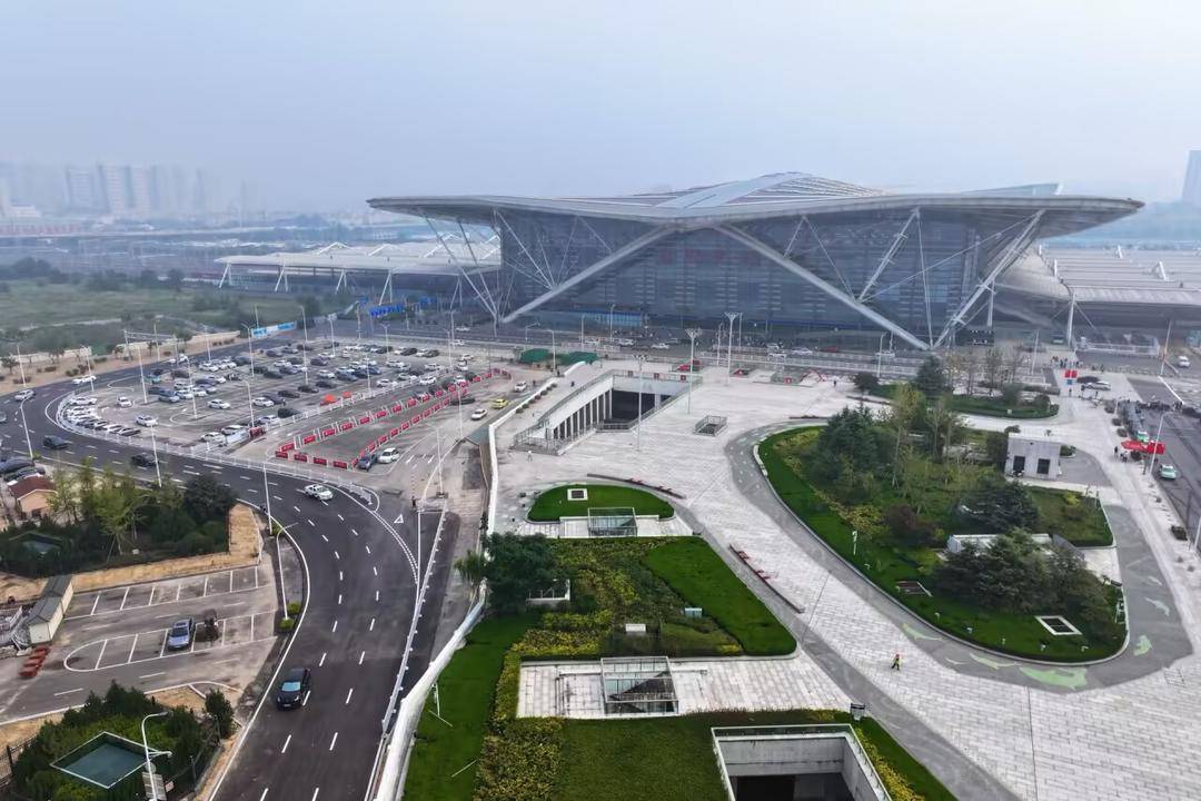 “双节”假期<strong></p>
<p>莱特币</strong>，铁路青岛站预计发送旅客170万人