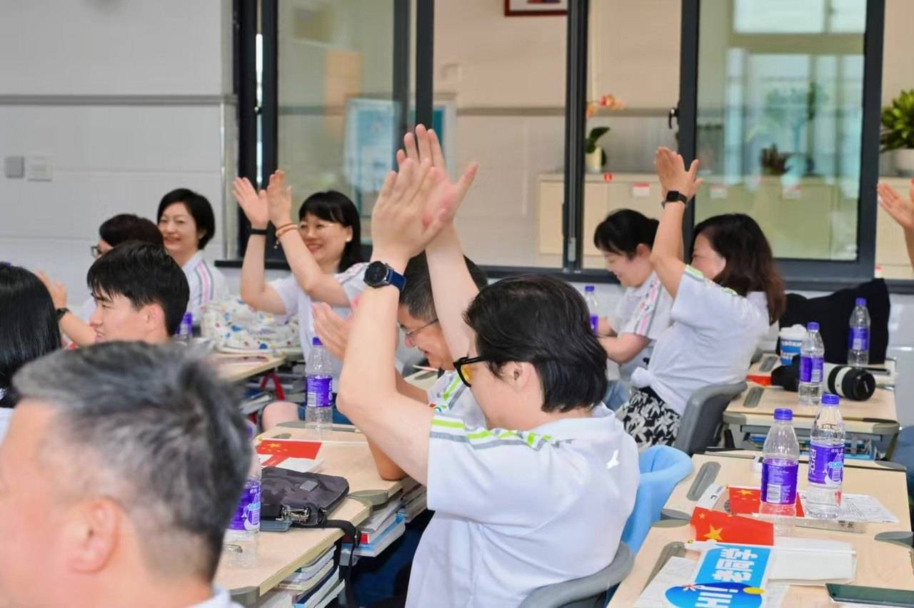 那个让老师骄傲的“调皮”班级！30年同学聚会<strong></p>
<p>莱特币价格</strong>，还伴有一封来自贵州的感谢信