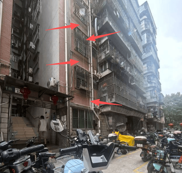 深圳一小区电动车管理引担忧<strong></p>
<p>欧易app</strong>，部门责令整改后，记者实探
