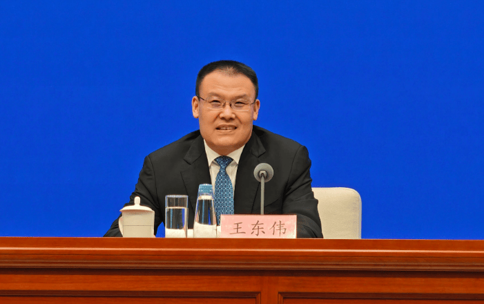 中央批准：财政部副部长王东伟<strong></p>
<p>欧易app下载</strong>，任安徽省委常委
