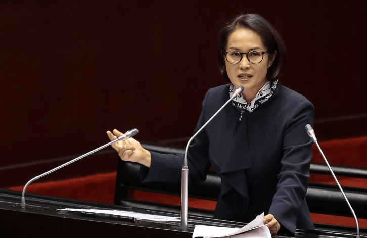 台湾人<strong></p>
<p>易欧</strong>，难道不是中国人？