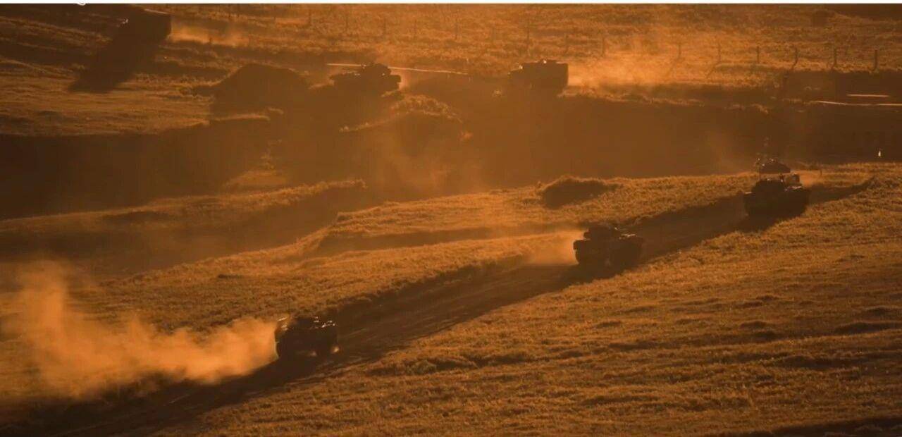 大场面！机器狗、无人机开路<strong></p>
<p>欧易网页版</strong>，实兵对抗演练画面公布