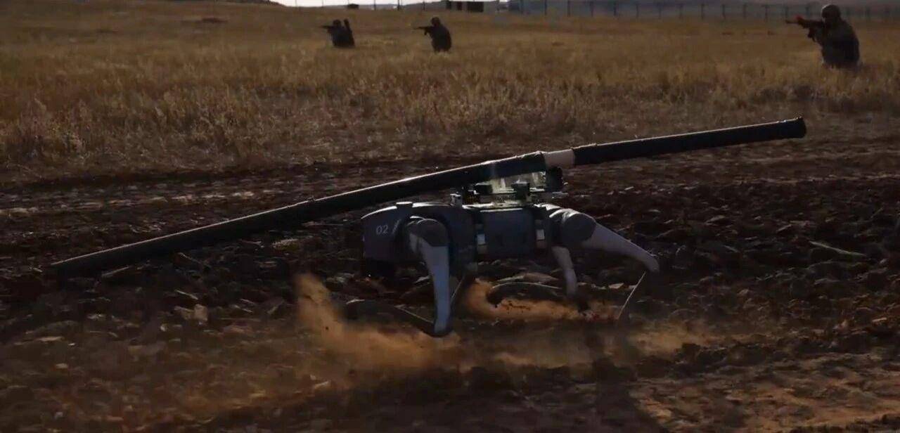 大场面！机器狗、无人机开路<strong></p>
<p>欧易网页版</strong>，实兵对抗演练画面公布