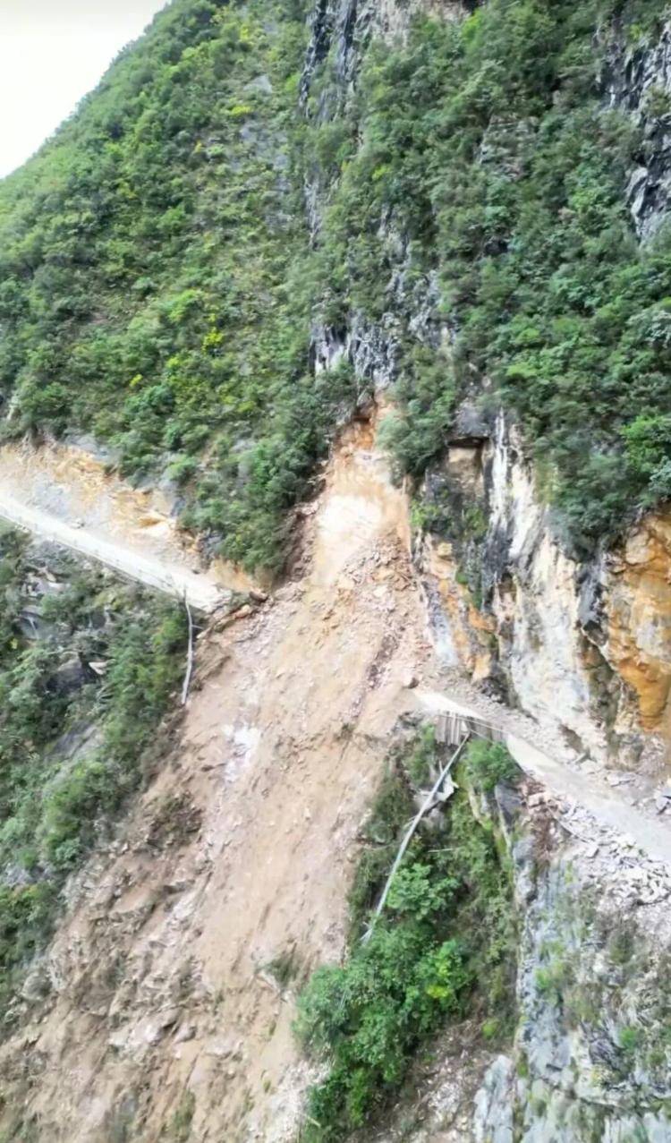 重庆网红“挂壁公路”垮塌<strong></p>
<p>欧易电脑版</strong>，附近村民外出绕行已半月盼修复，当地：已完成排危，正在修