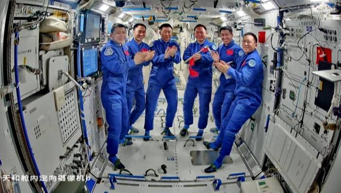 神舟二十号航天员返回任务正有序推进<strong></p>
<p>欧易网</strong>，空间站组合体状态正常