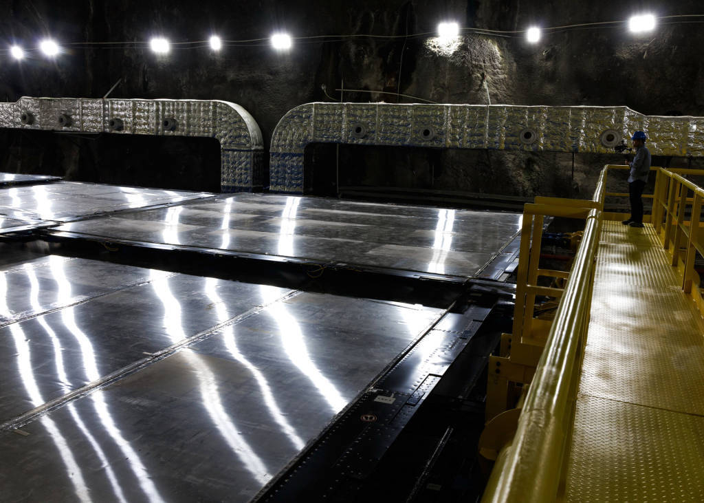 镜头内外｜地下700米<strong></p>
<p>欧易老板</strong>，国之重器捕捉“幽灵粒子”