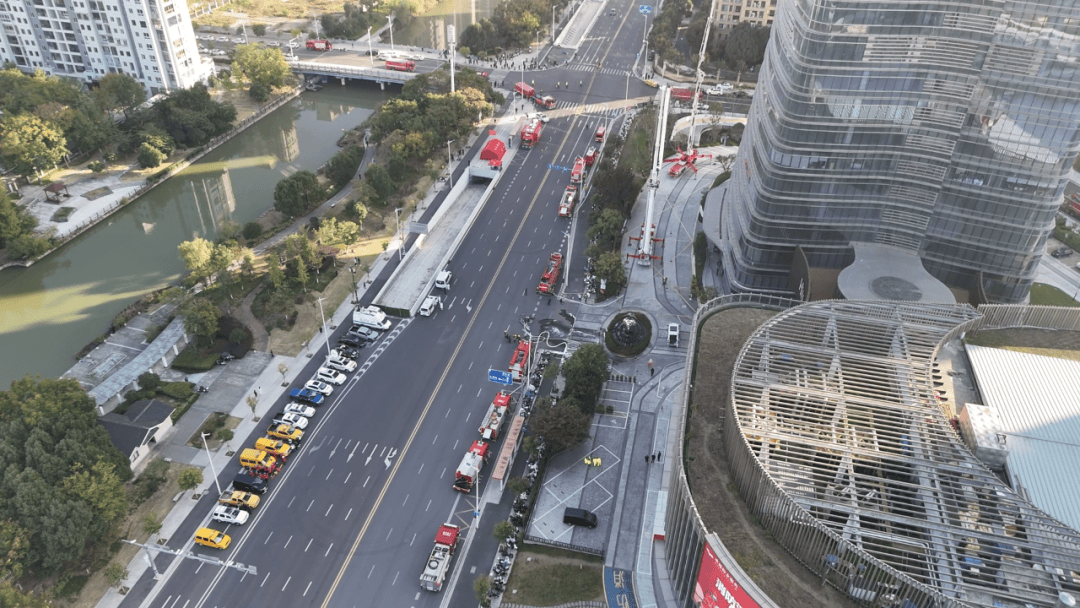 直击339米温州第一高楼“灭火救援现场”<strong></p>
<p>欧意钱包</strong>，多部门紧急联动“以练促战”！