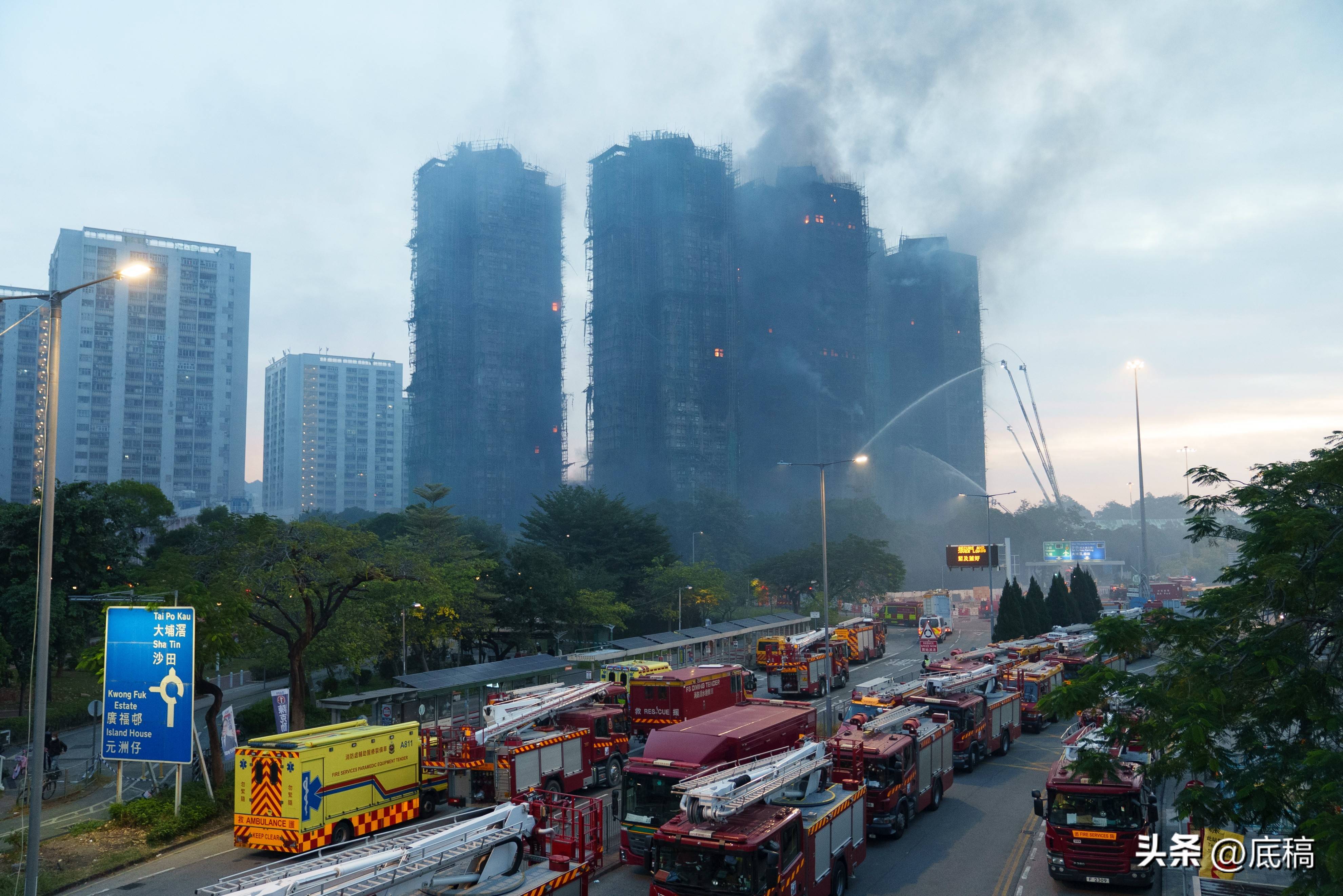 香港宏福苑大火中的一夜：“眼睁睁看着整栋楼被烧”<strong></p>
<p>欧意钱包</strong>，有住户称母亲仍失联